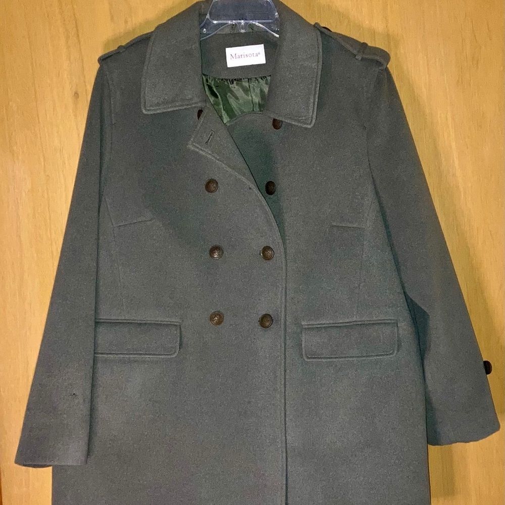 Olive women's double breasted peacoat Size 24
